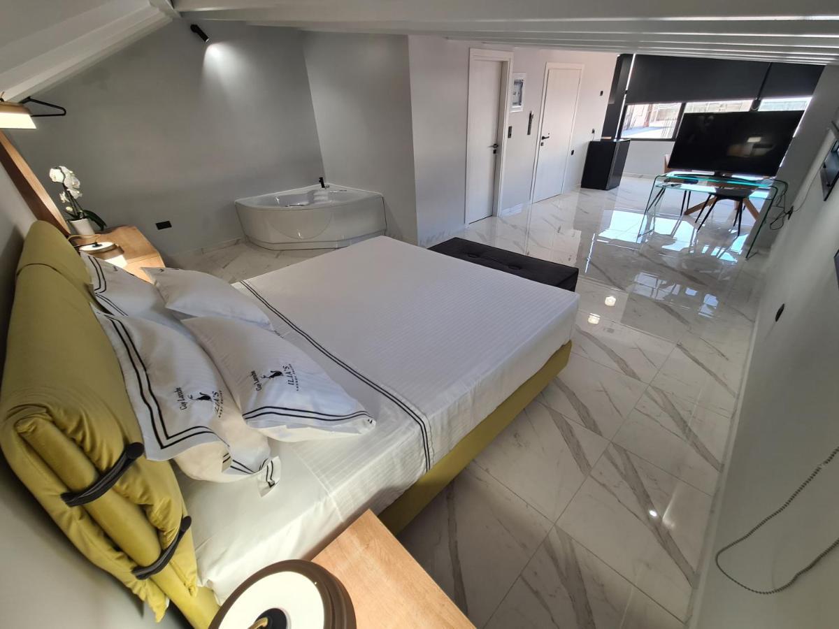 Ilia'S Luxury Suites Xylokastro Exterior photo